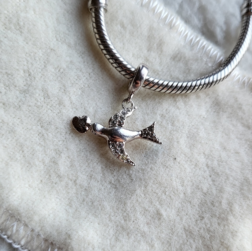 Chamilia Dove & Heart Sterling silver Charm ✨️